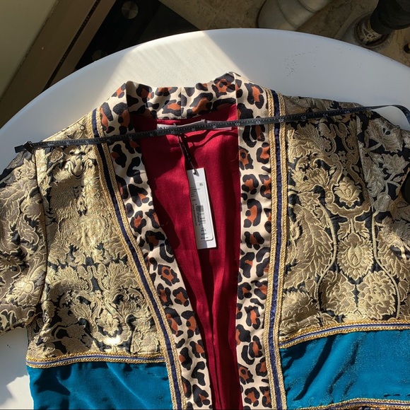 ALICE & OLIVIA Lynn Patchwork Kimono Multicolor - Picture 7 of 8